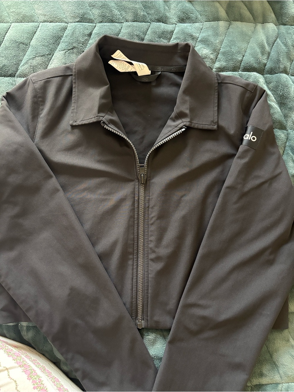 ALO Yoga woman Black Lightweight Zip Shirt Jacket